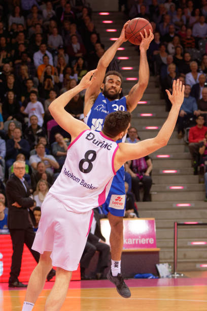 詹姆斯的旋 詹姆斯的旋